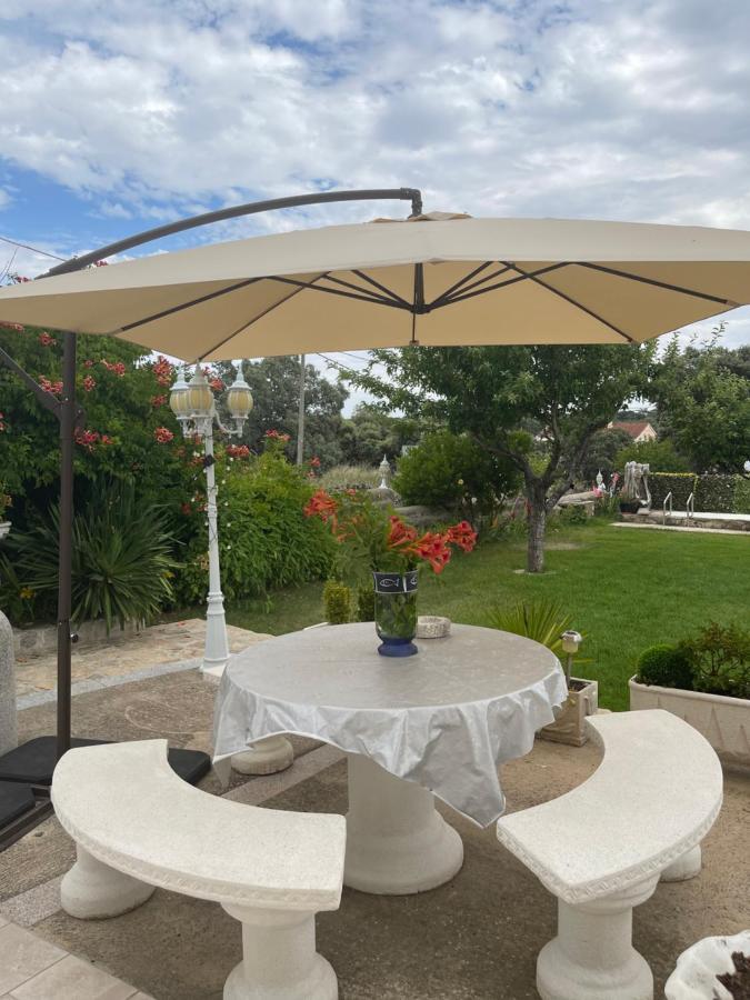 Villa Entre Encinas Moralina Exteriér fotografie